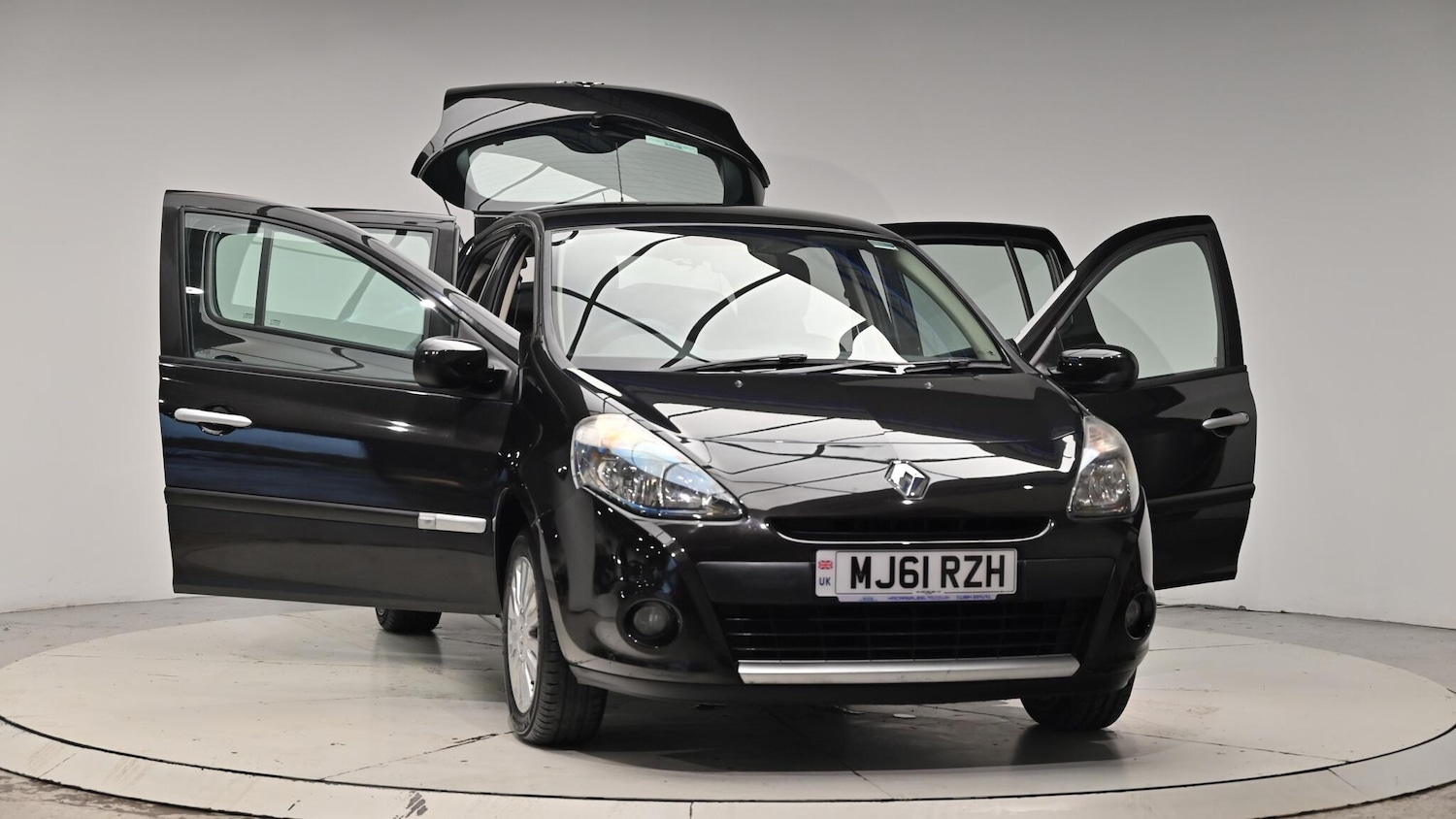 Used Renault Clio 2011 for sale - 76824411: Photo 45