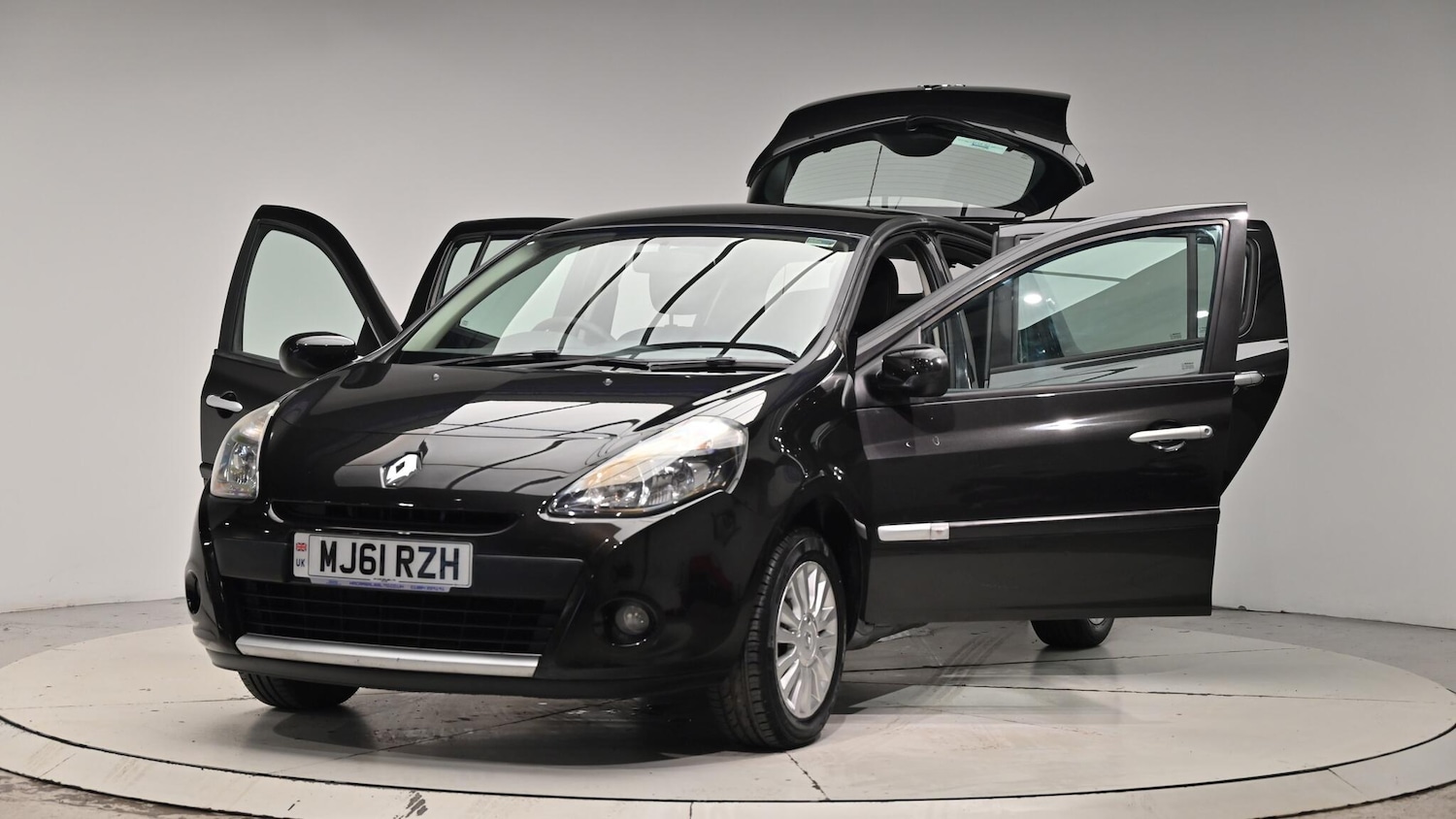 Used Renault Clio 2011 for sale - 76824411: Photo 49