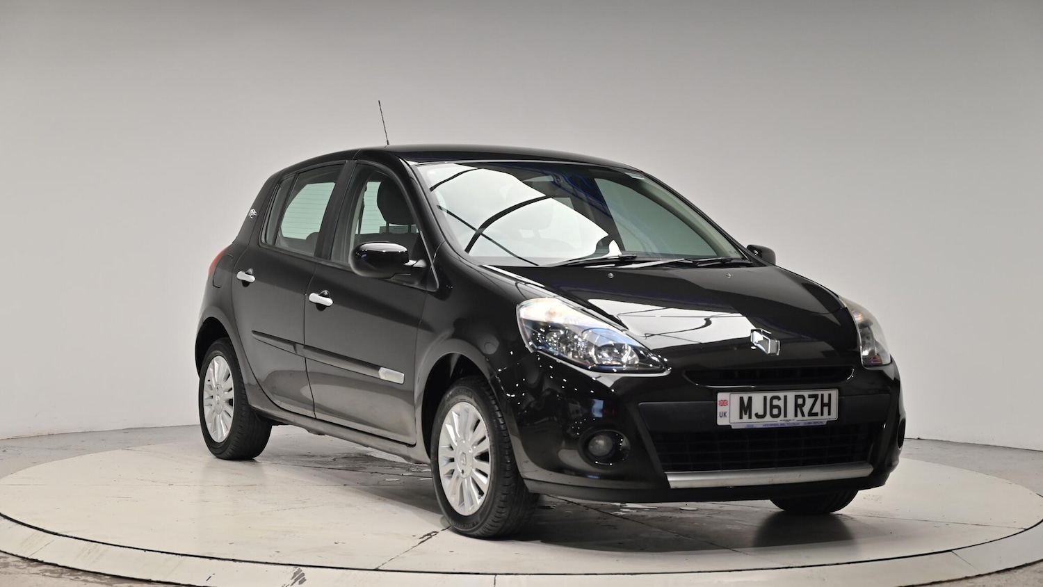 Used Renault Clio 2011 for sale - 76824411: Photo 8