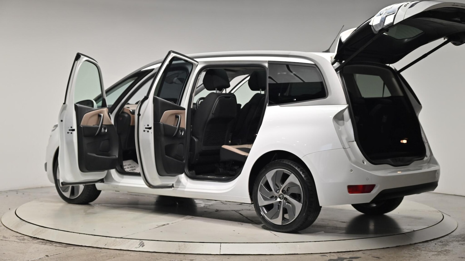 Used Citroen C4 Grand Picasso 2015 for sale - 76550494: Photo 60