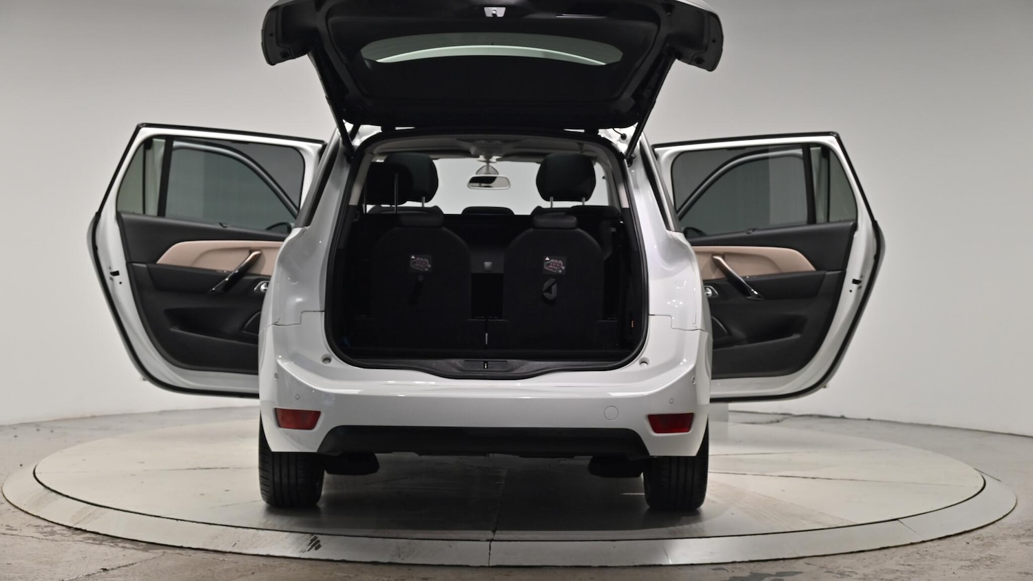 Used Citroen C4 Grand Picasso 2015 for sale - 76550494: Photo 65