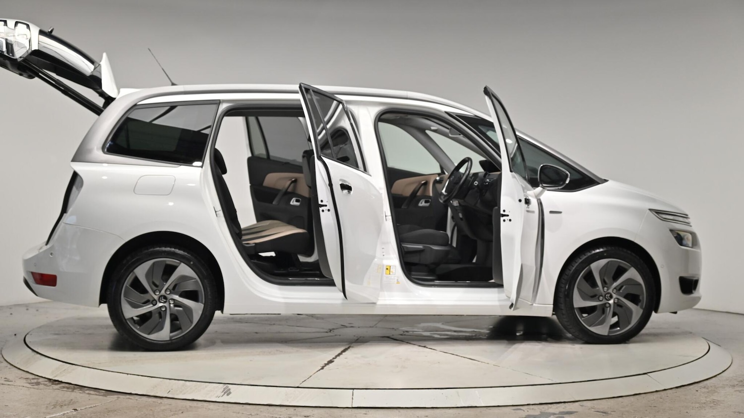 Used Citroen C4 Grand Picasso 2015 for sale - 76550494: Photo 73