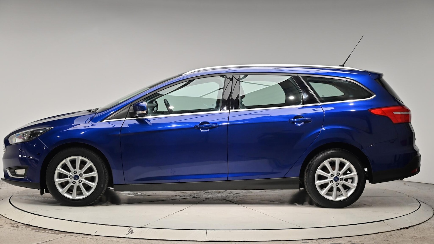 Used Ford Focus 2016 for sale - 76521977: Photo 3