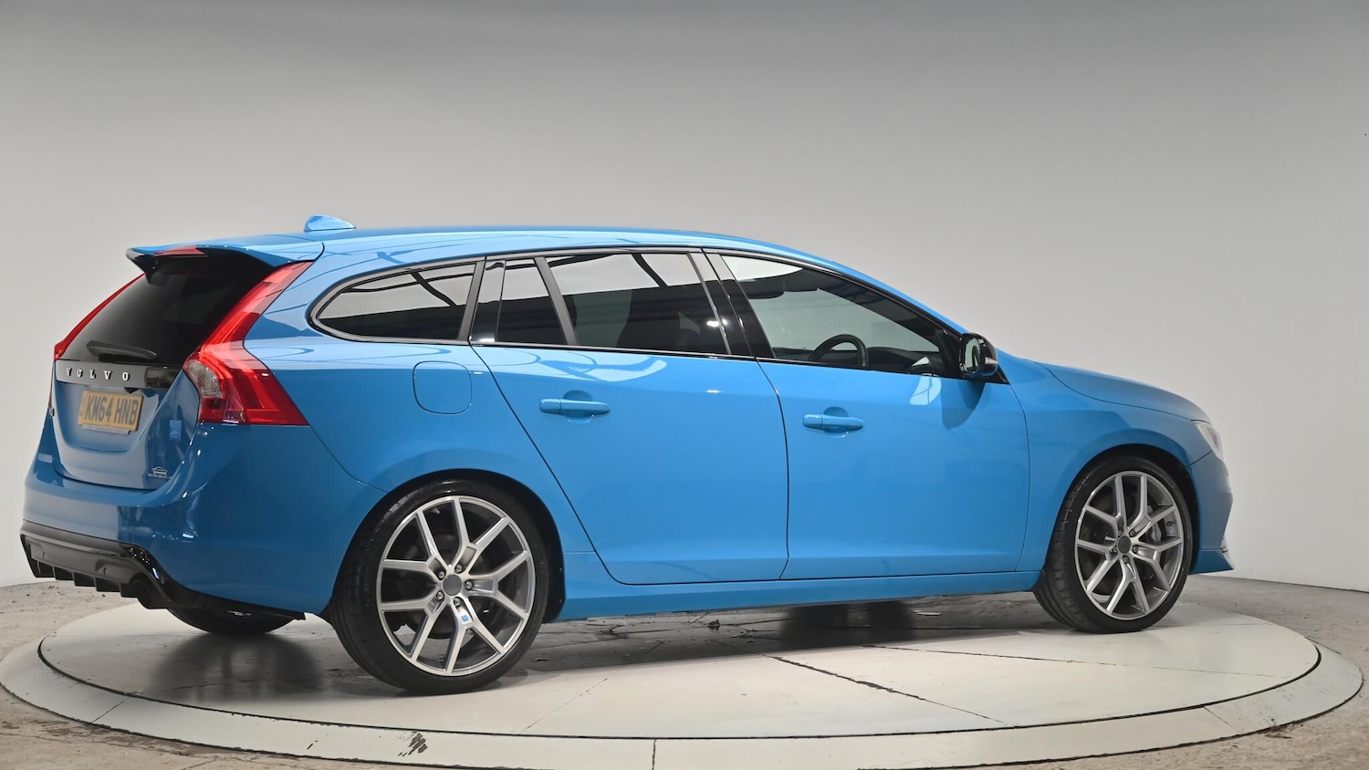 Used Volvo V60 2014 for sale - 76824831: Photo 35