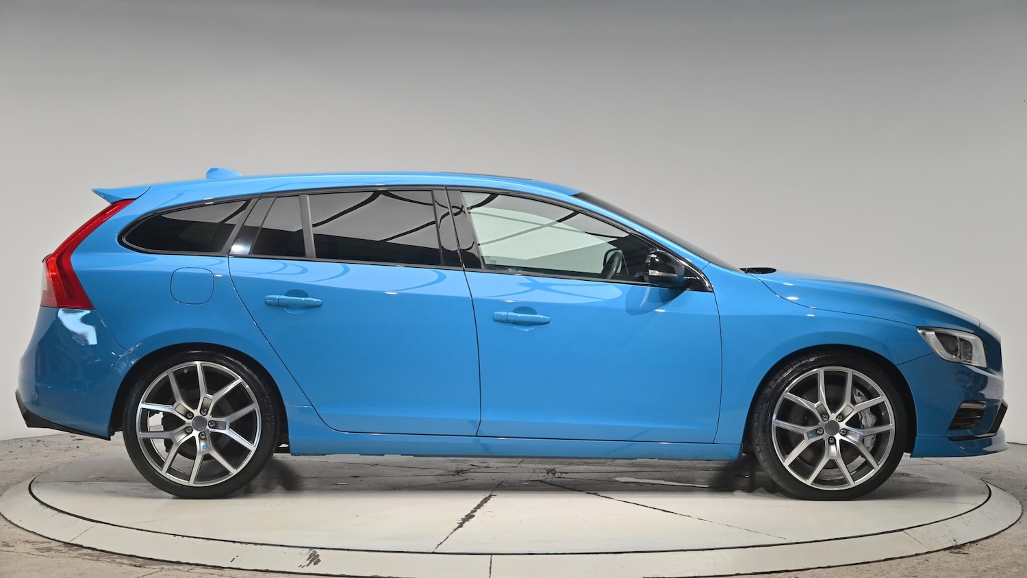 Used Volvo V60 2014 for sale - 76824831: Photo 38