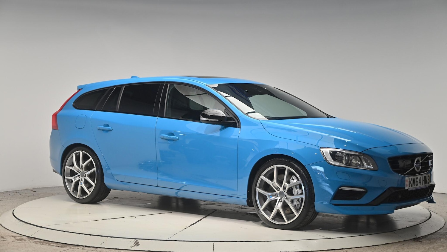 Used Volvo V60 2014 for sale - 76824831: Photo 42