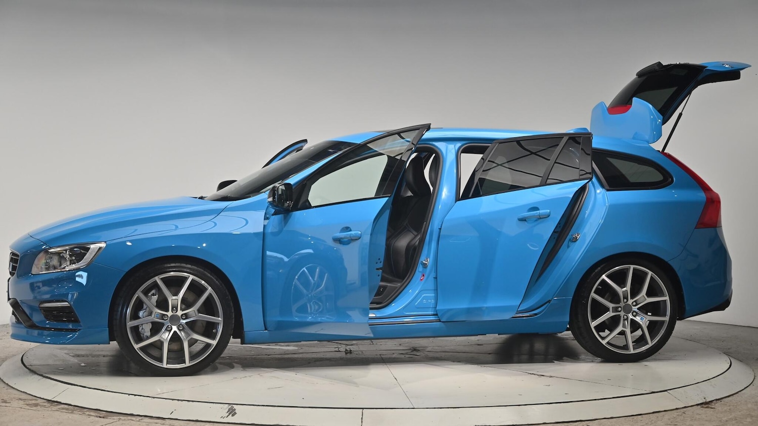 Used Volvo V60 2014 for sale - 76824831: Photo 55