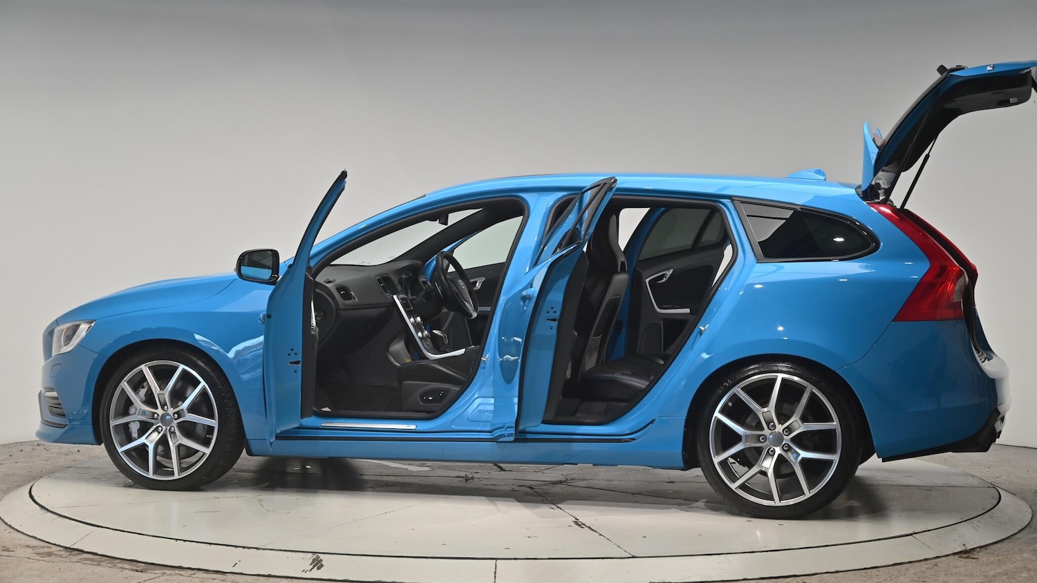 Used Volvo V60 2014 for sale - 76824831: Photo 58