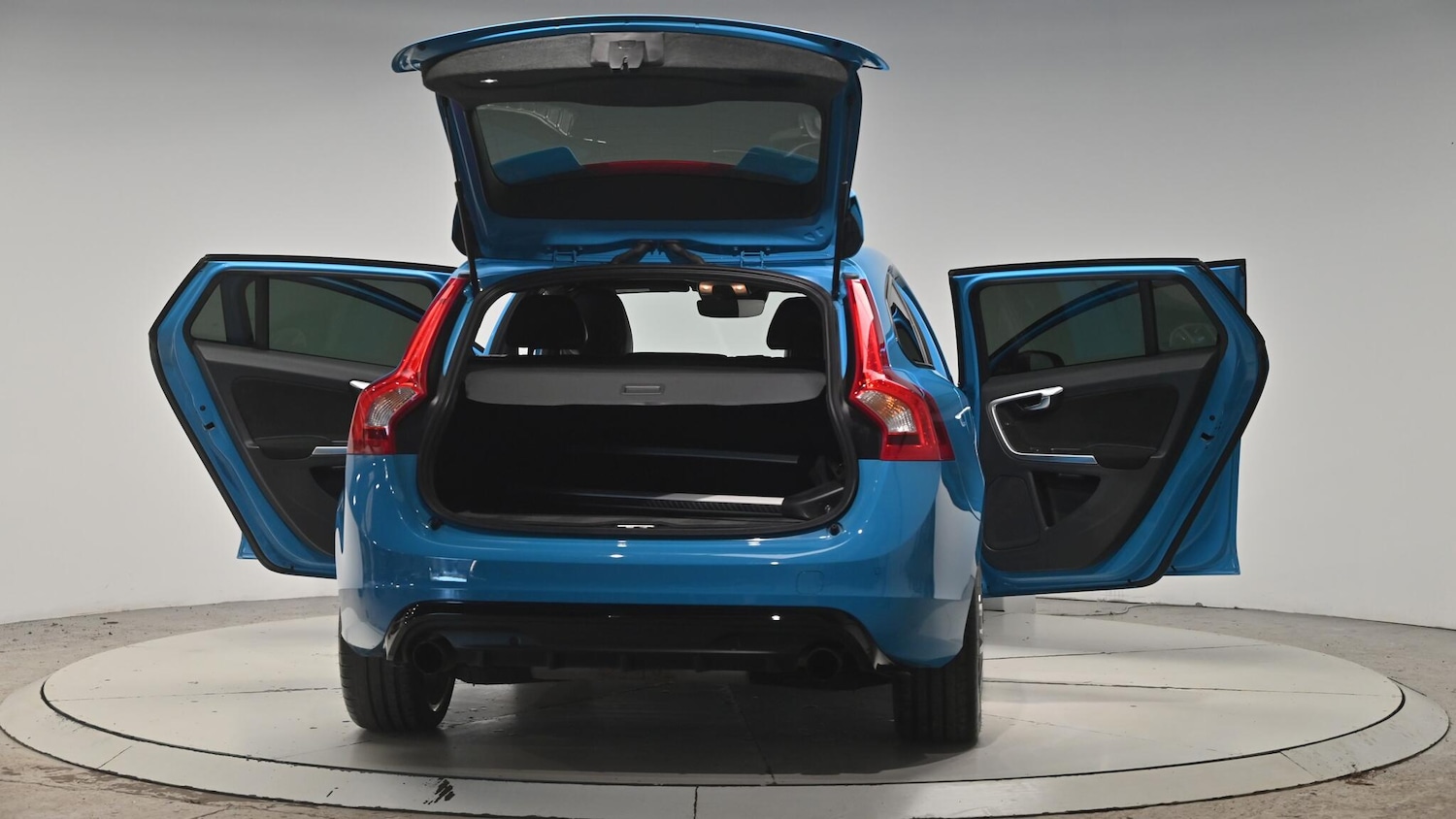 Used Volvo V60 2014 for sale - 76824831: Photo 66