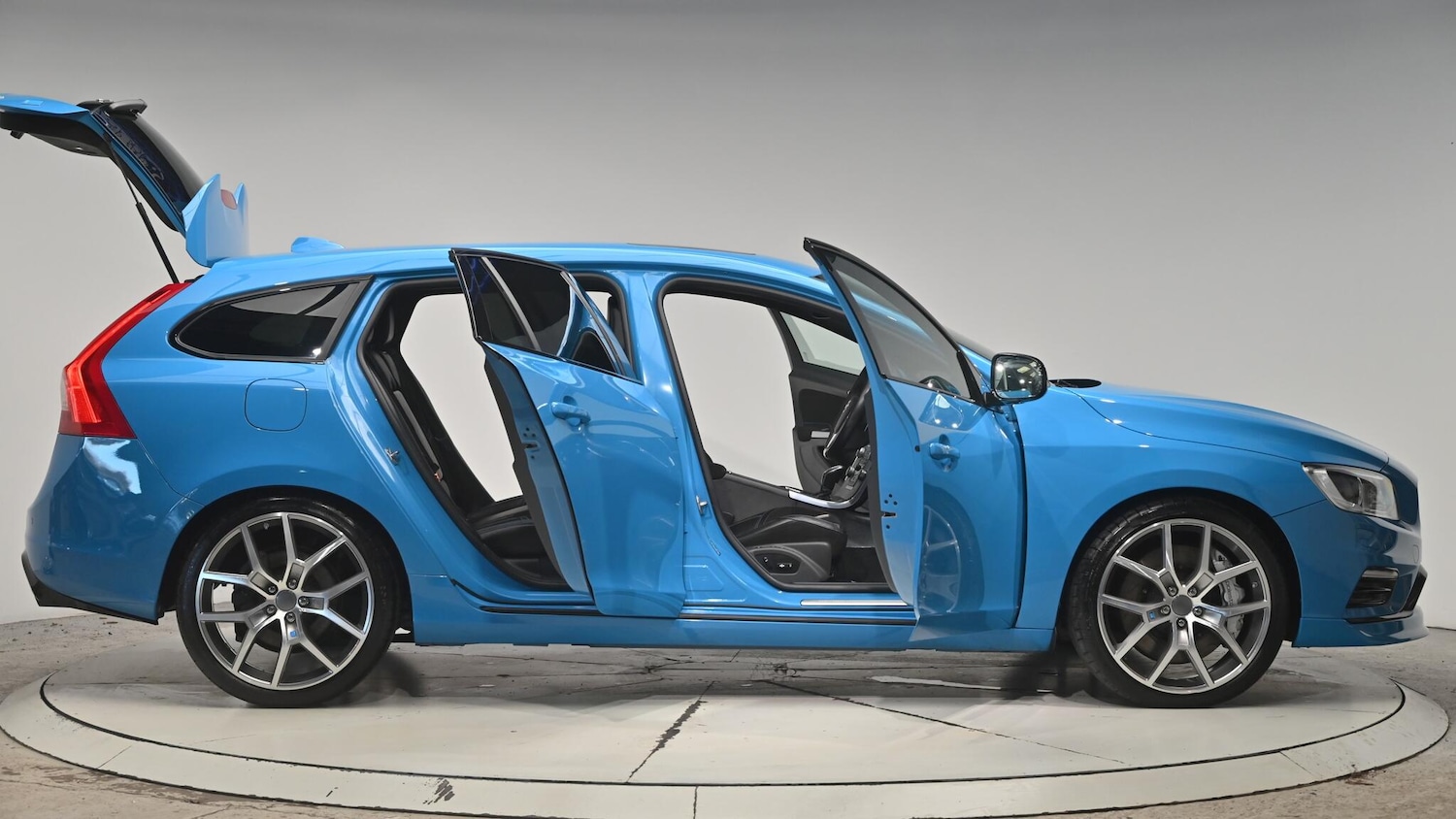 Used Volvo V60 2014 for sale - 76824831: Photo 74