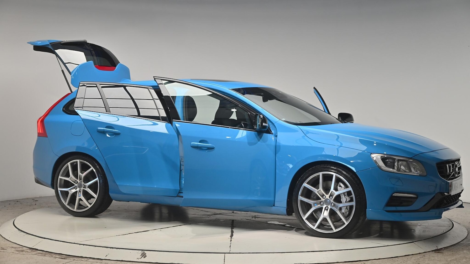 Used Volvo V60 2014 for sale - 76824831: Photo 77