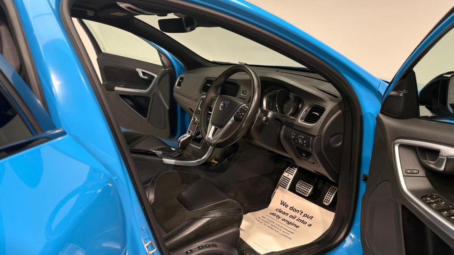 Used Volvo V60 2014 for sale - 76824831: Photo 79