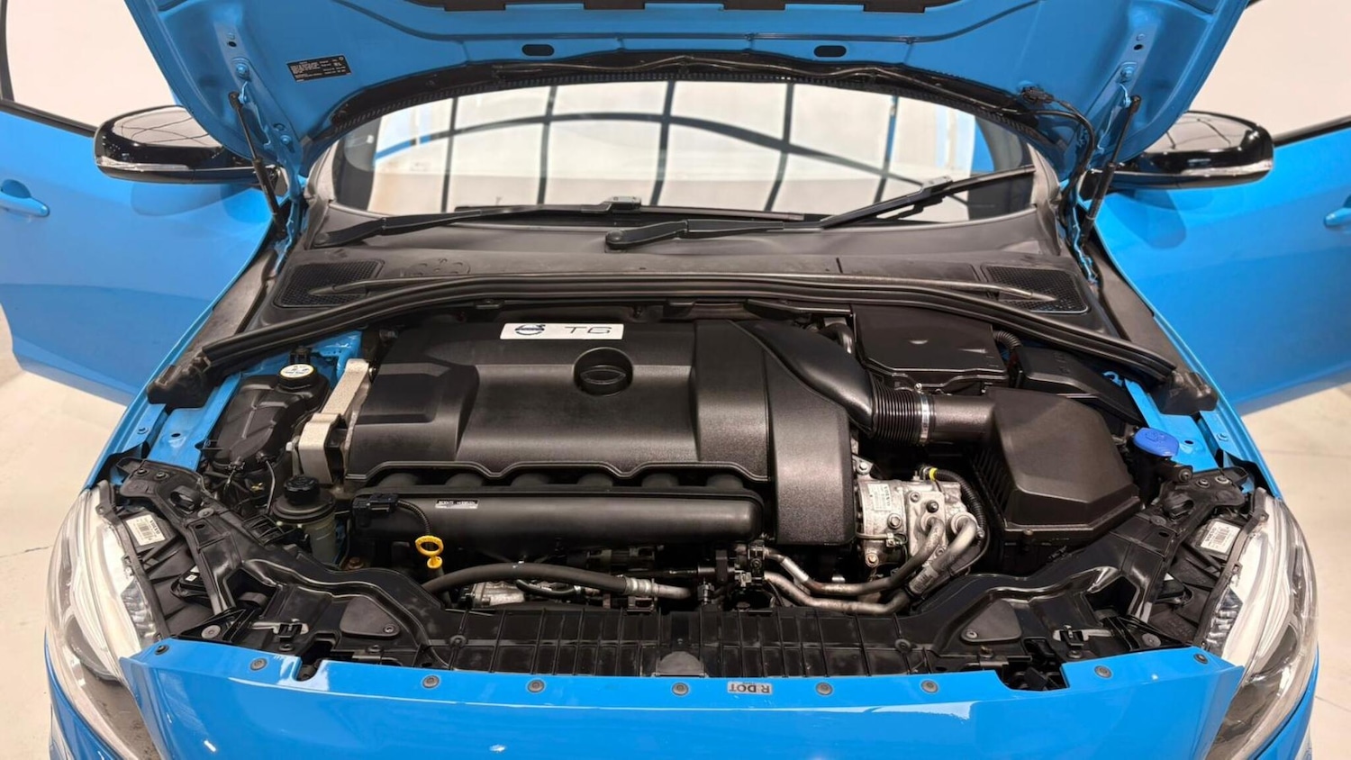 Used Volvo V60 2014 for sale - 76824831: Photo 96