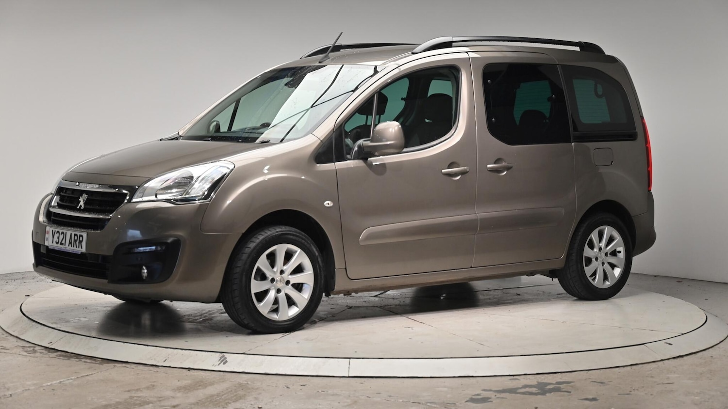 Used Peugeot Partner Tepee 2016 for sale - 76512737: Photo 16