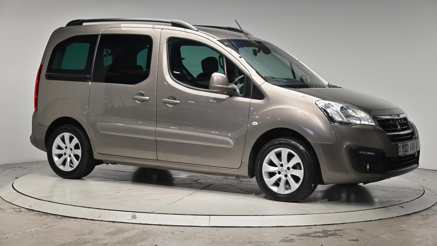 Used Peugeot Partner Tepee 2016 for sale - 76512737: Photo 41