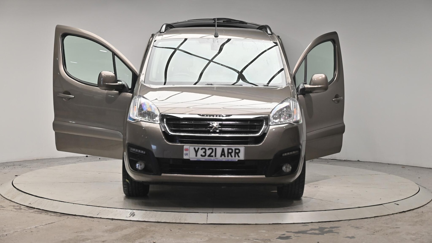 Used Peugeot Partner Tepee 2016 for sale - 76512737: Photo 46