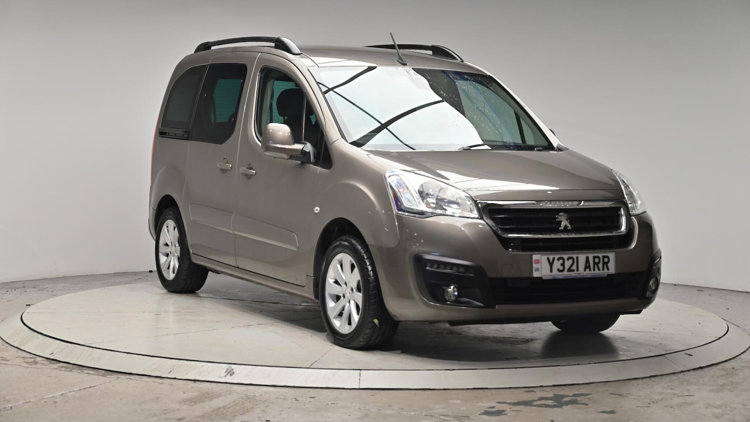 Used Peugeot Partner Tepee 2016 for sale - 76512737: Photo 8