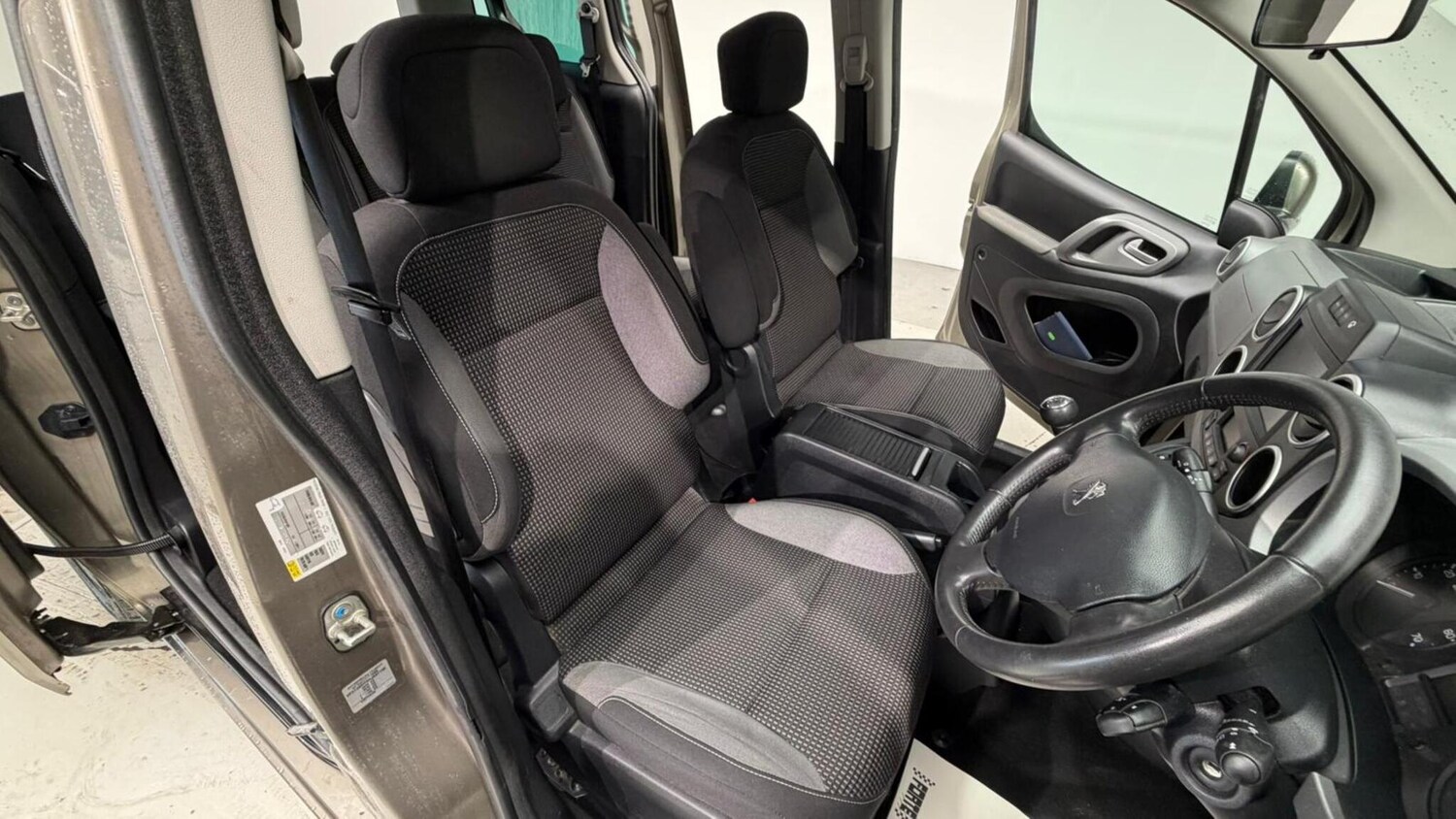 Used Peugeot Partner Tepee 2016 for sale - 76512737: Photo 82