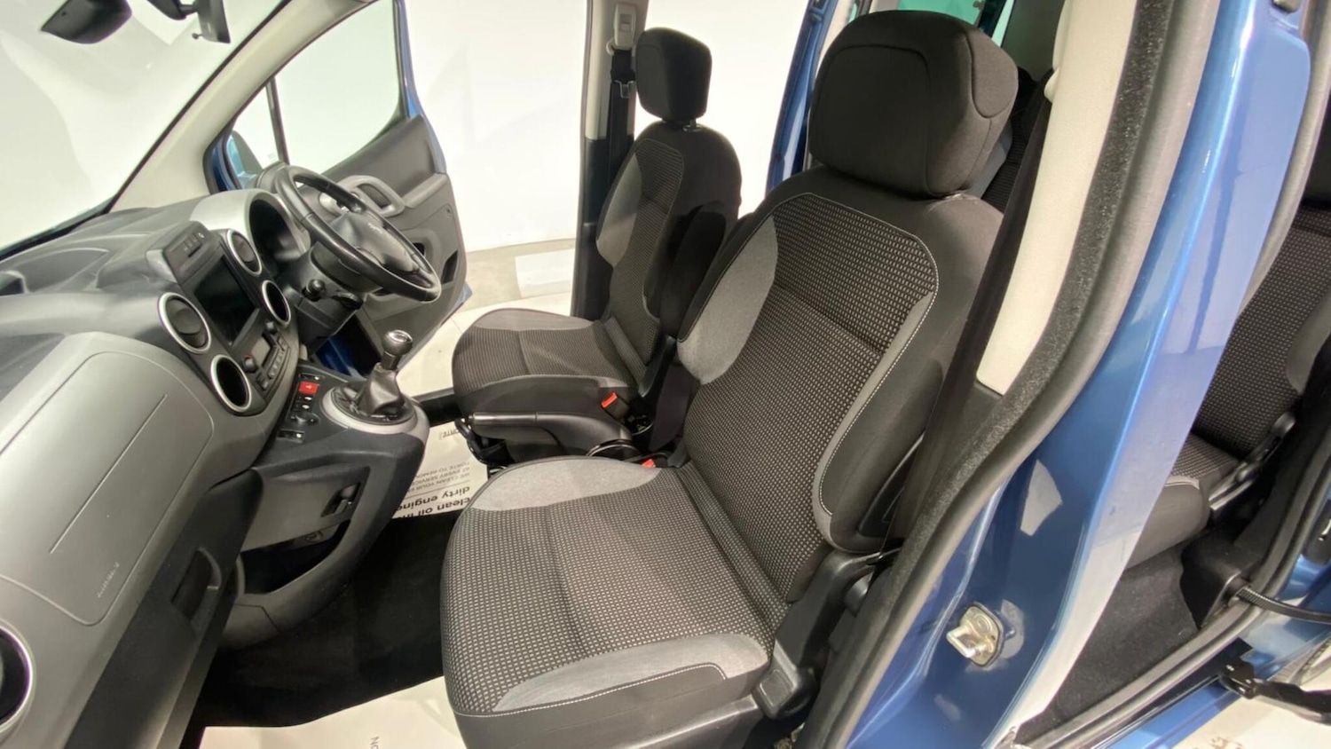 Vehicle 83