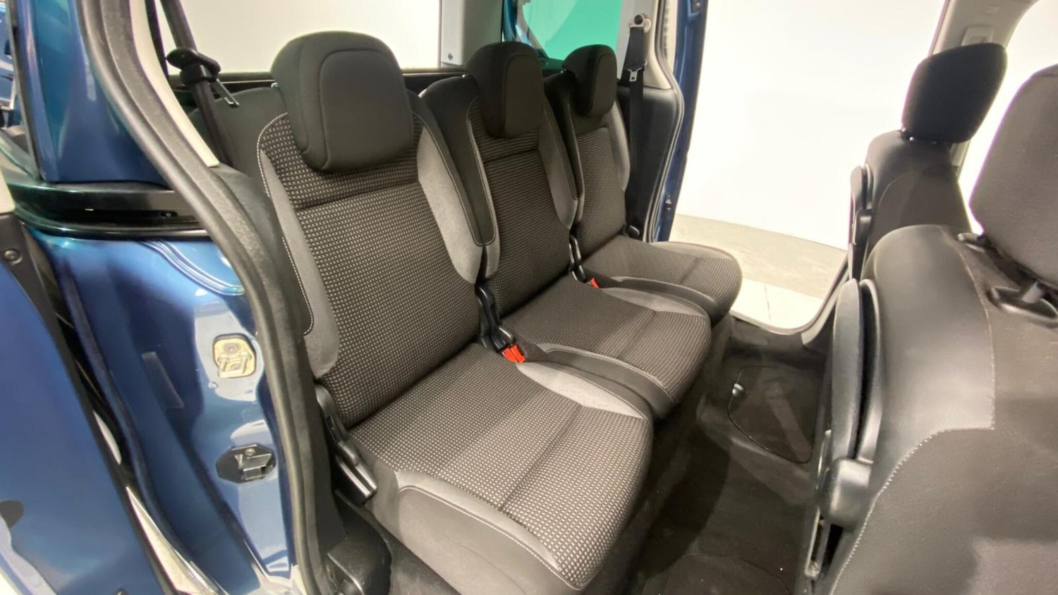 Vehicle 84