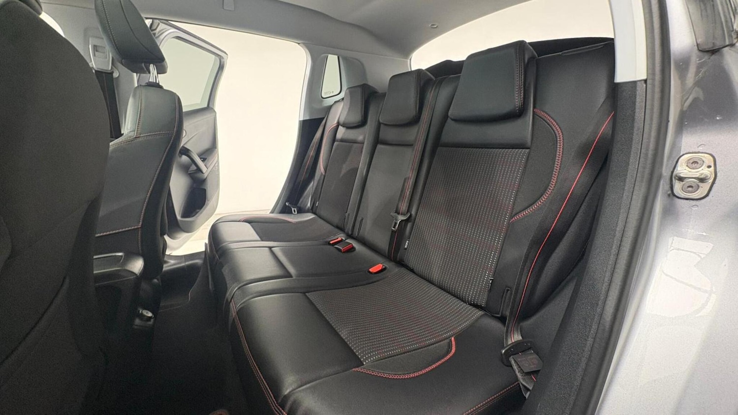 Used Peugeot 2008 2017 for sale - 76002174: Photo 86