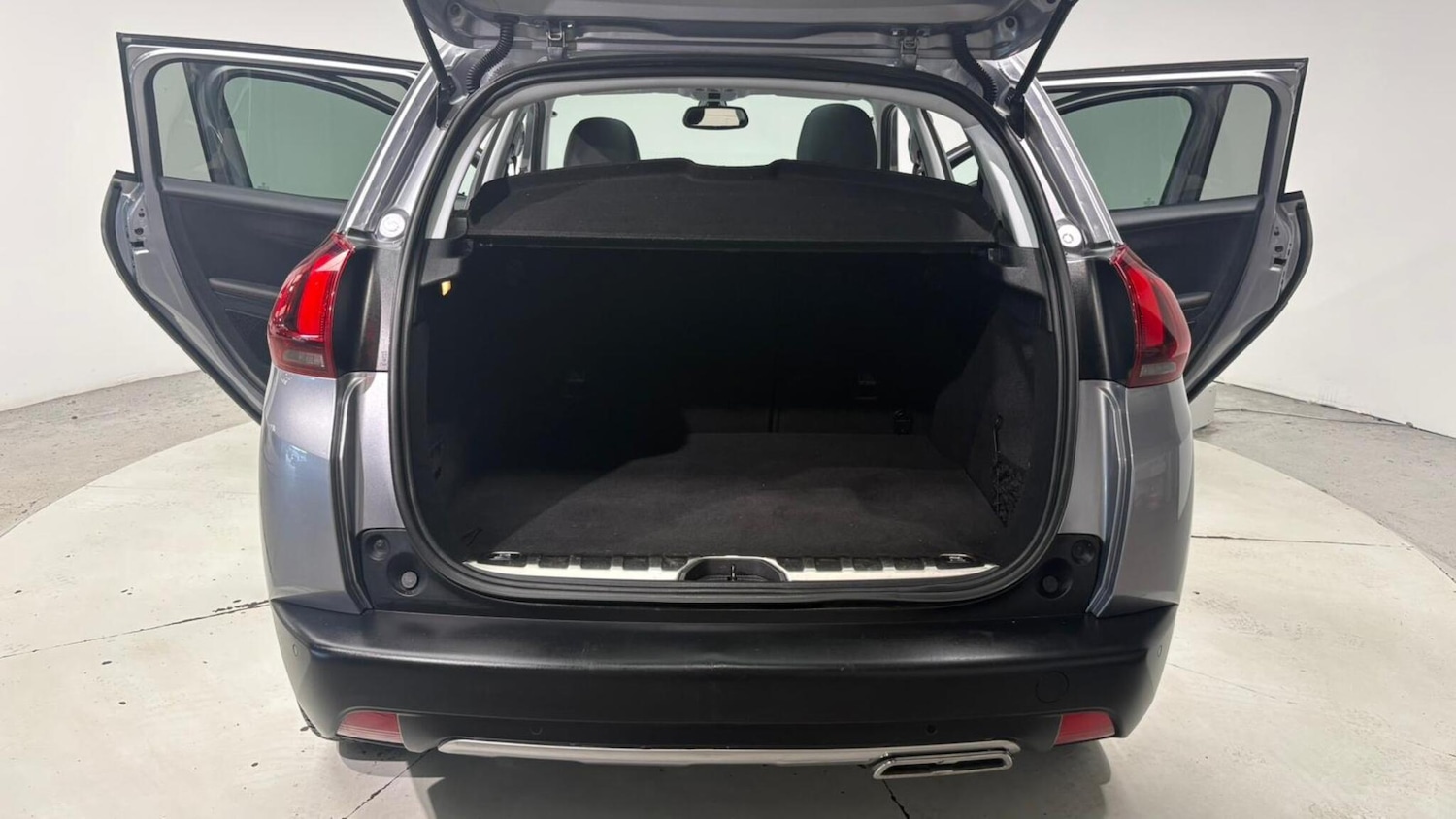 Used Peugeot 2008 2017 for sale - 76002174: Photo 89