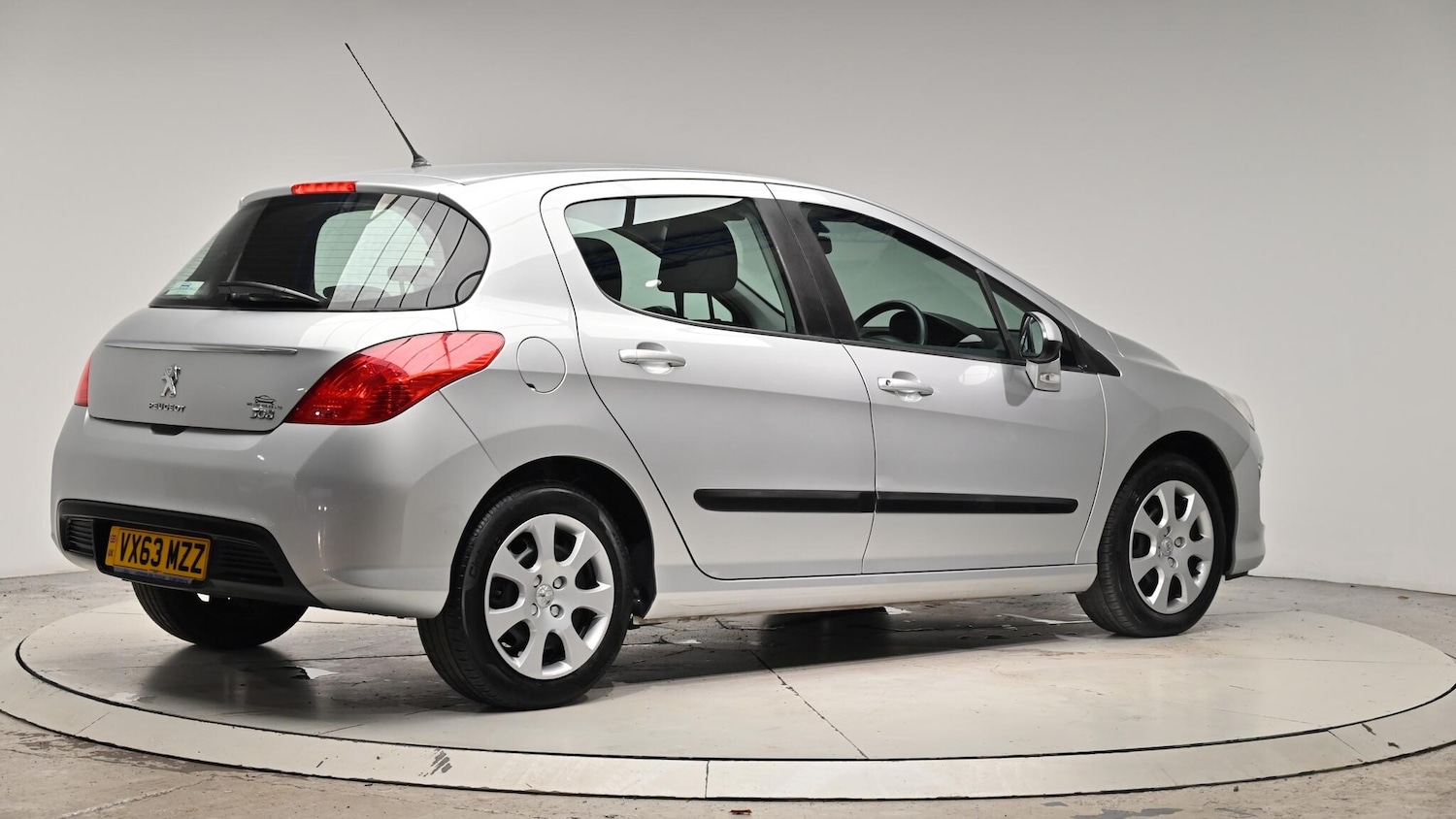 Used Peugeot 308 2013 for sale - 76424829: Photo 34