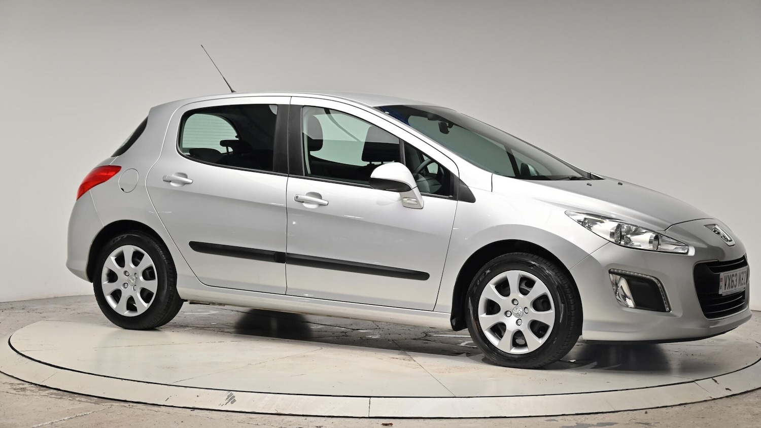 Used Peugeot 308 2013 for sale - 76424829: Photo 41