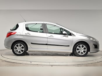 Used Peugeot 308 2013 for sale - 76424829: Photo