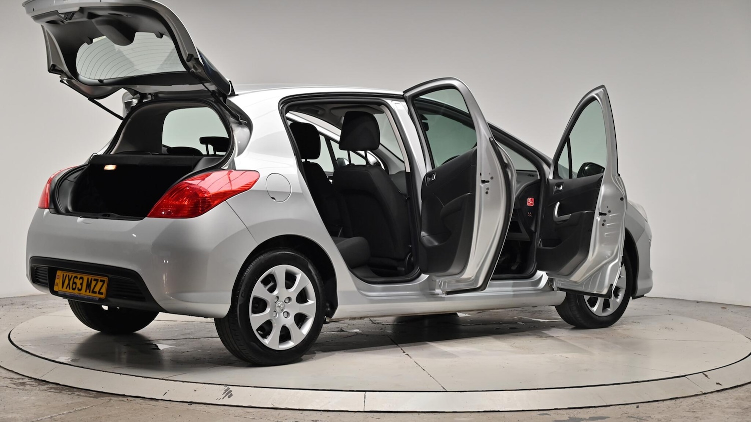 Used Peugeot 308 2013 for sale - 76424829: Photo 61