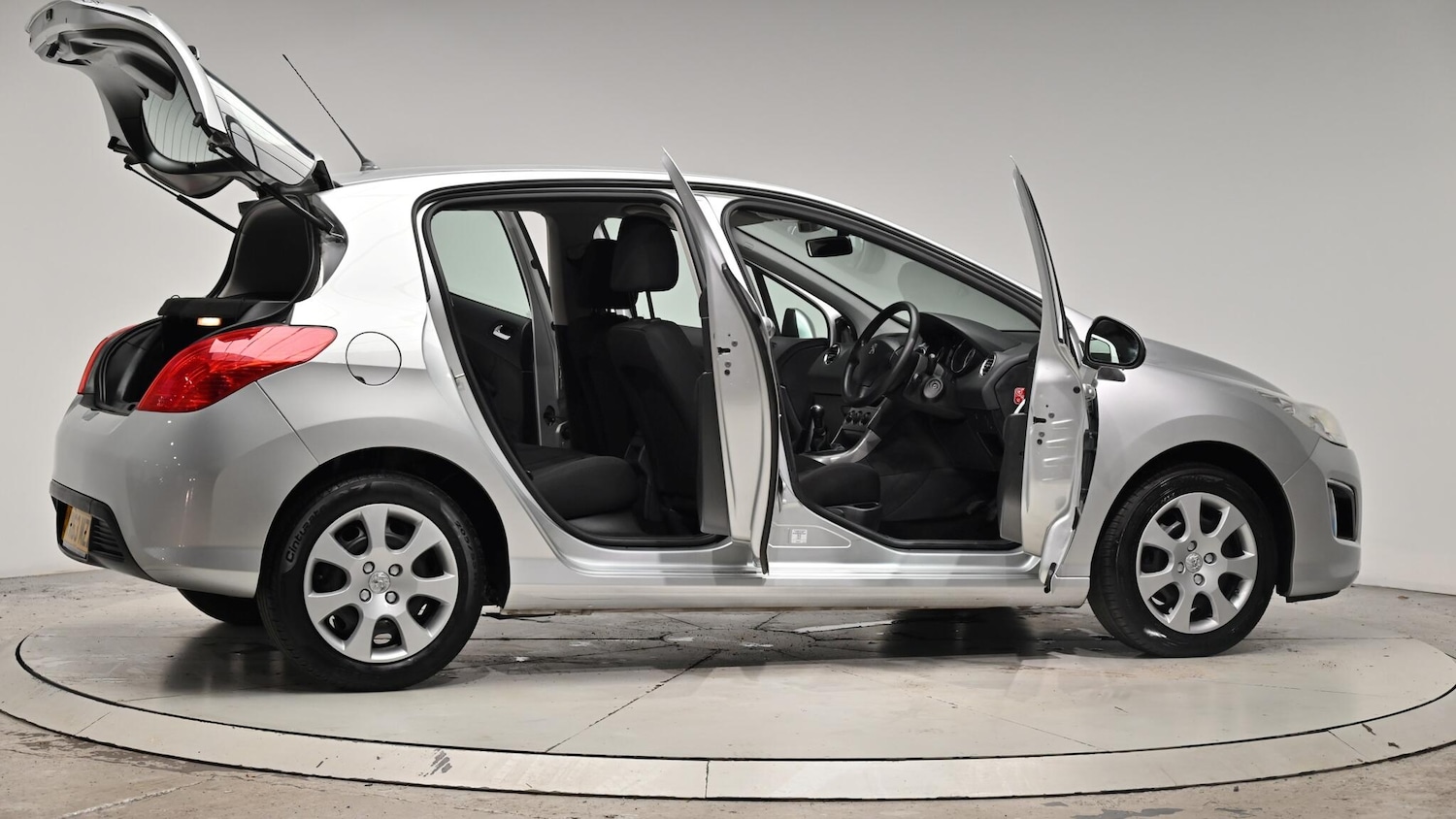 Used Peugeot 308 2013 for sale - 76424829: Photo 63