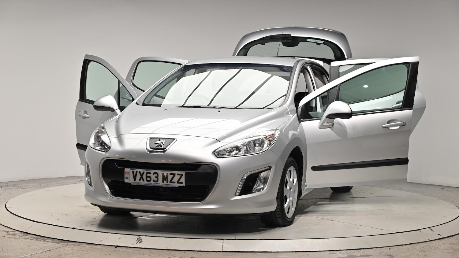 Used Peugeot 308 2013 for sale - 76424829: Photo 76