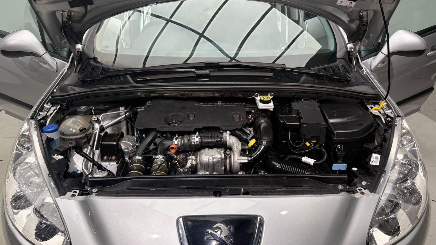 Used Peugeot 308 2013 for sale - 76424829: Photo 90