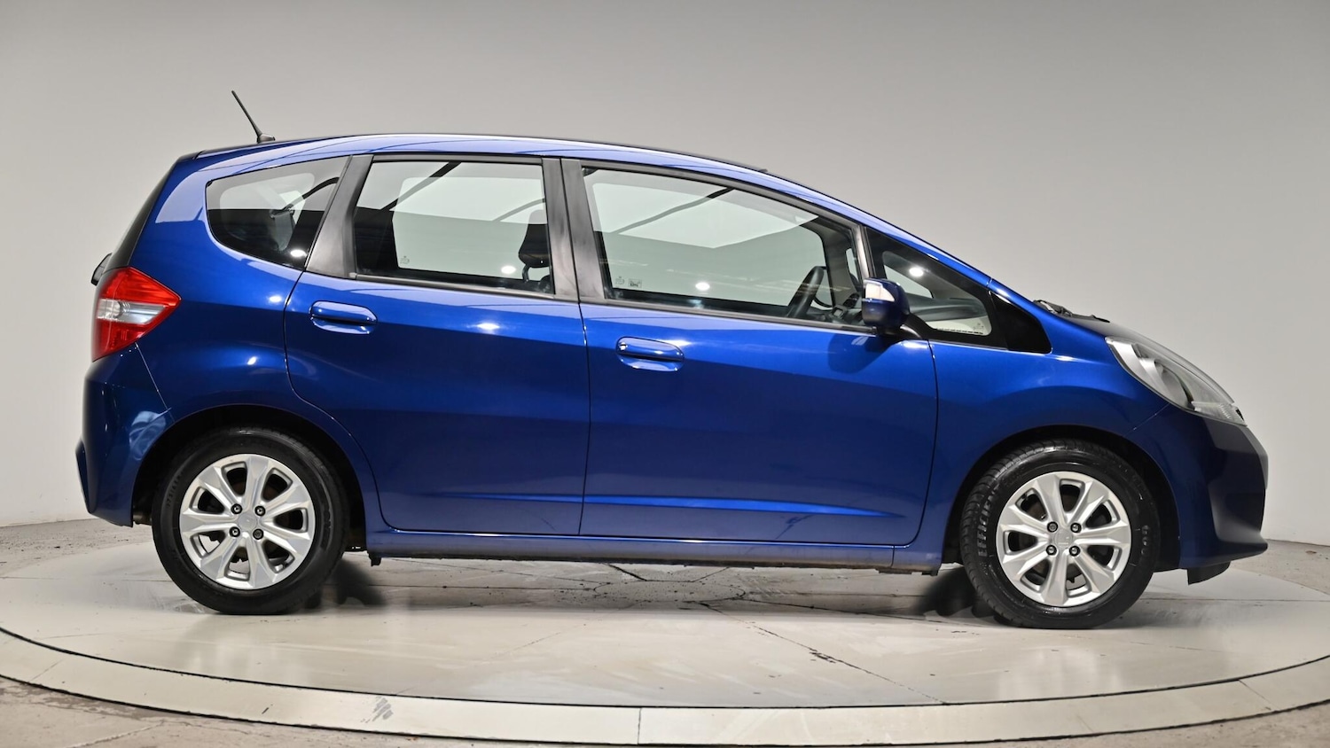 Used Honda Jazz 2011 for sale - 76408481: Photo 4