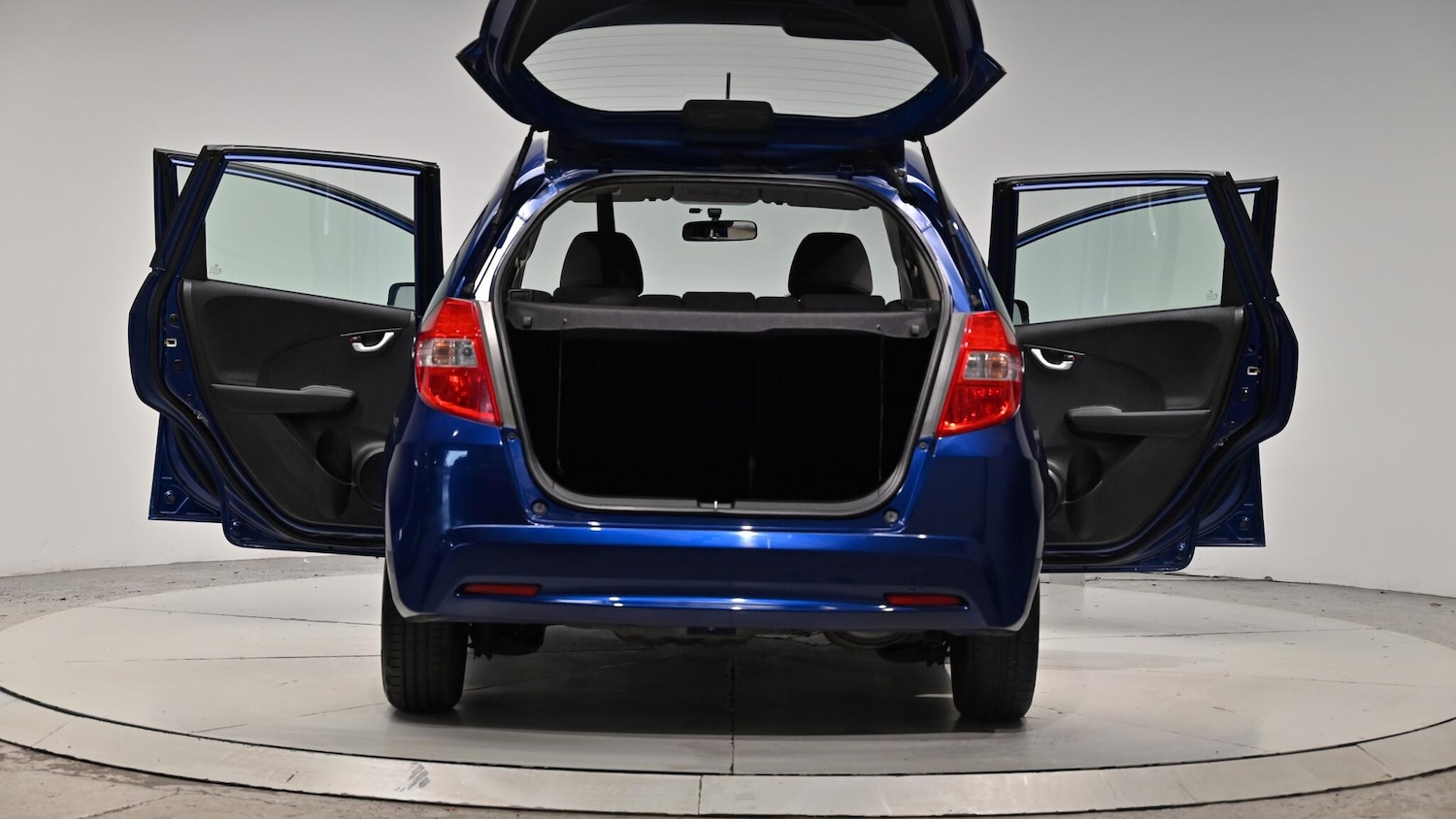 Used Honda Jazz 2011 for sale - 76408481: Photo 65