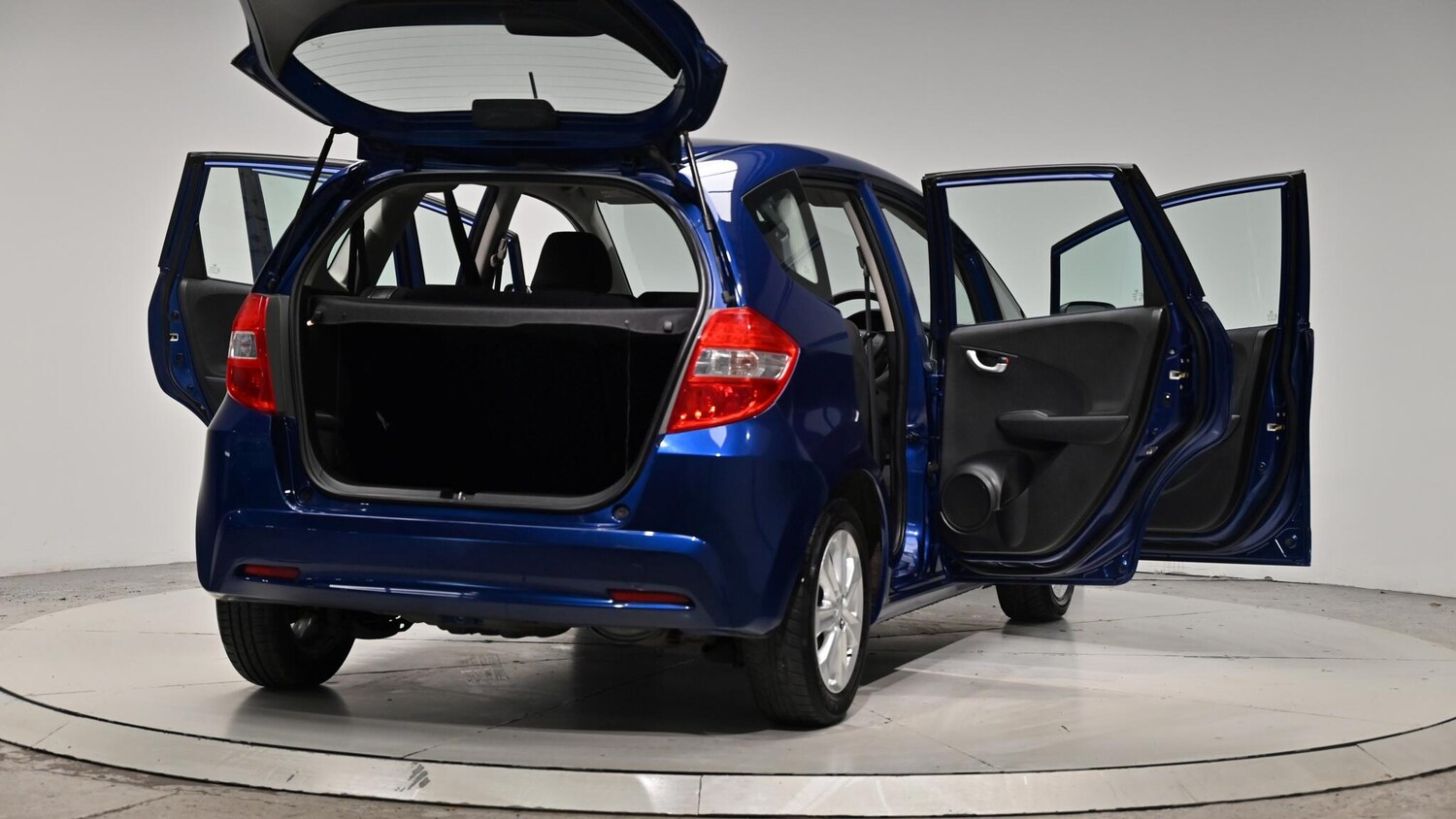 Used Honda Jazz 2011 for sale - 76408481: Photo 67