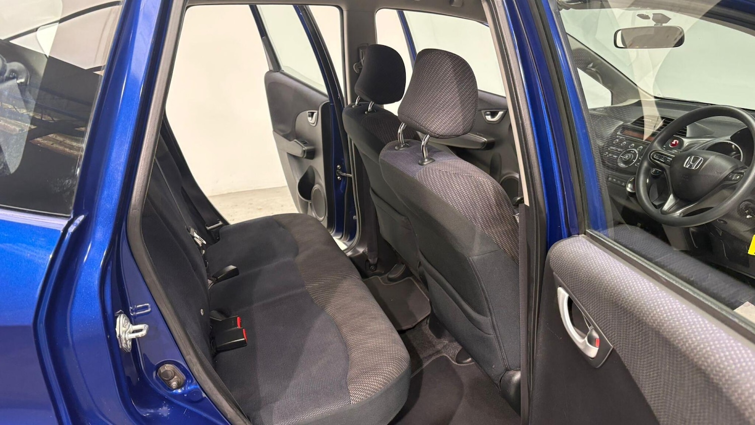 Used Honda Jazz 2011 for sale - 76408481: Photo 80