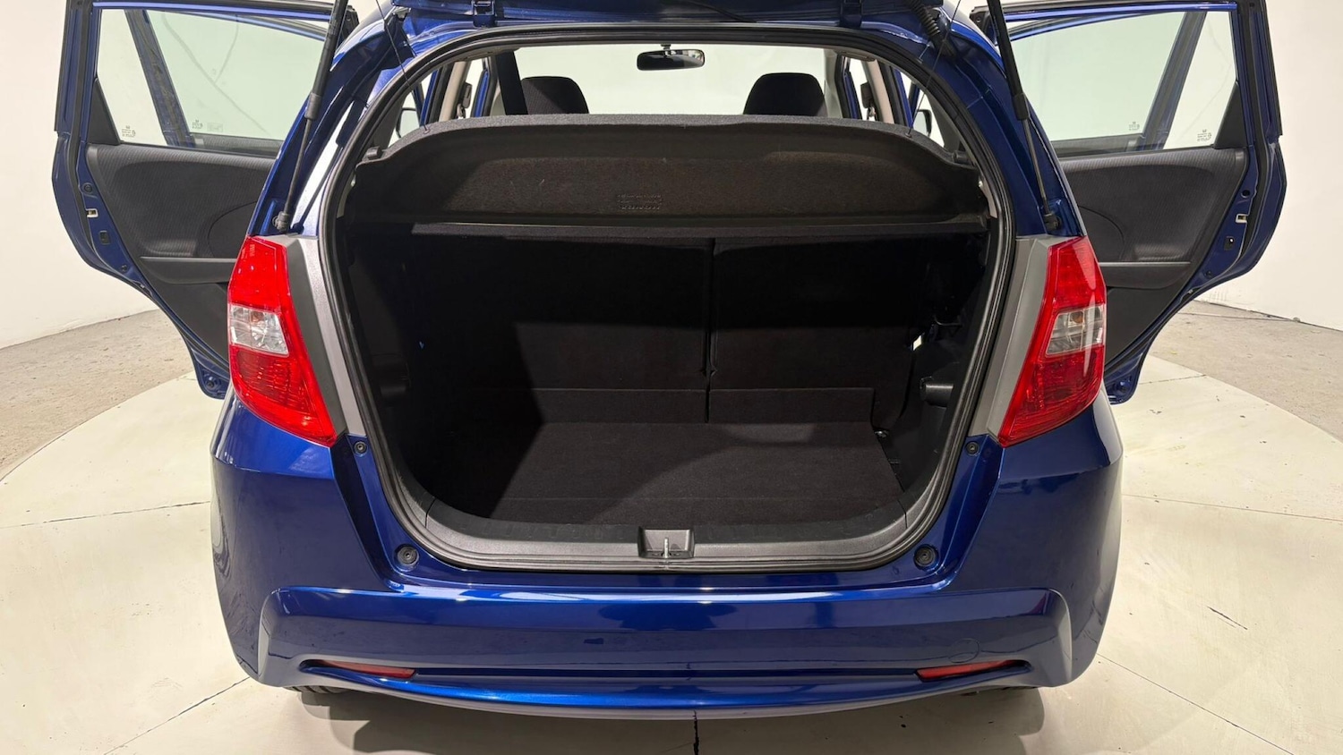 Used Honda Jazz 2011 for sale - 76408481: Photo 89