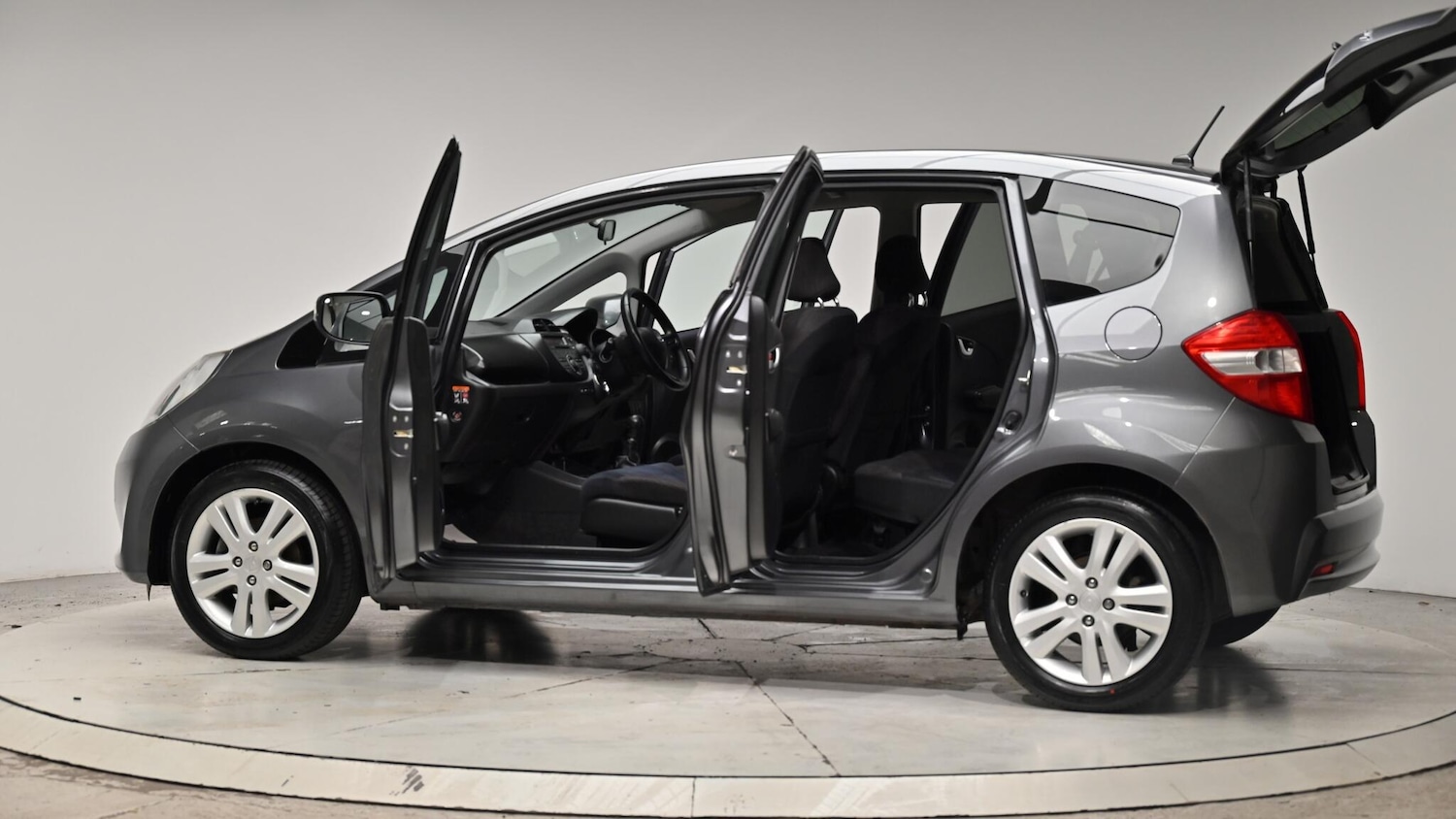 Used Honda Jazz 2014 for sale - 76388953: Photo 58