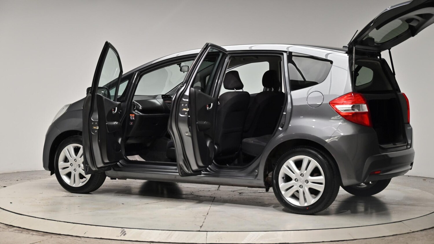 Used Honda Jazz 2014 for sale - 76388953: Photo 59