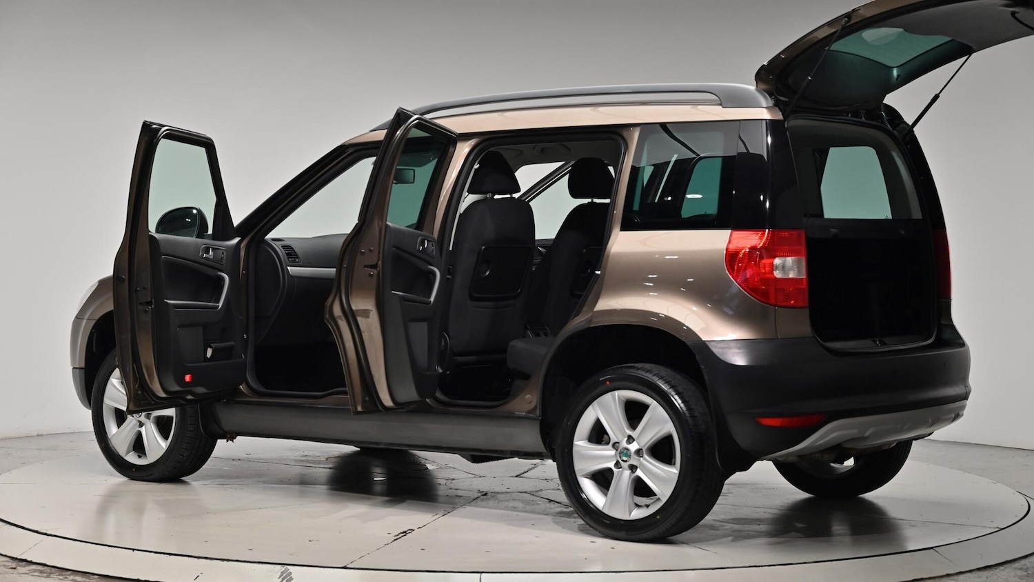 Used Skoda Yeti 2012 for sale - 76562528: Photo 60