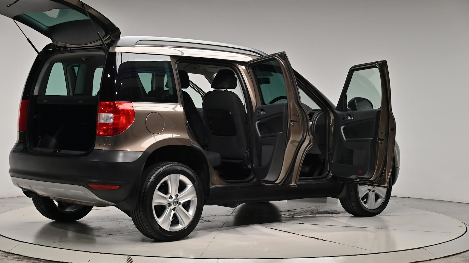 Used Skoda Yeti 2012 for sale - 76562528: Photo 70