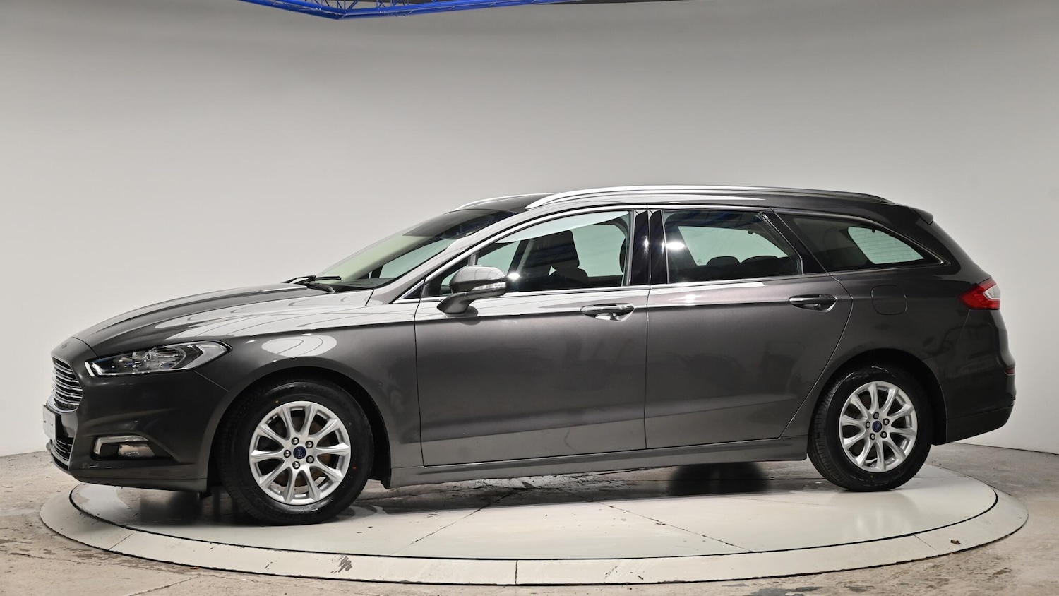 Used Ford Mondeo 2017 for sale - 76976503: Photo 18