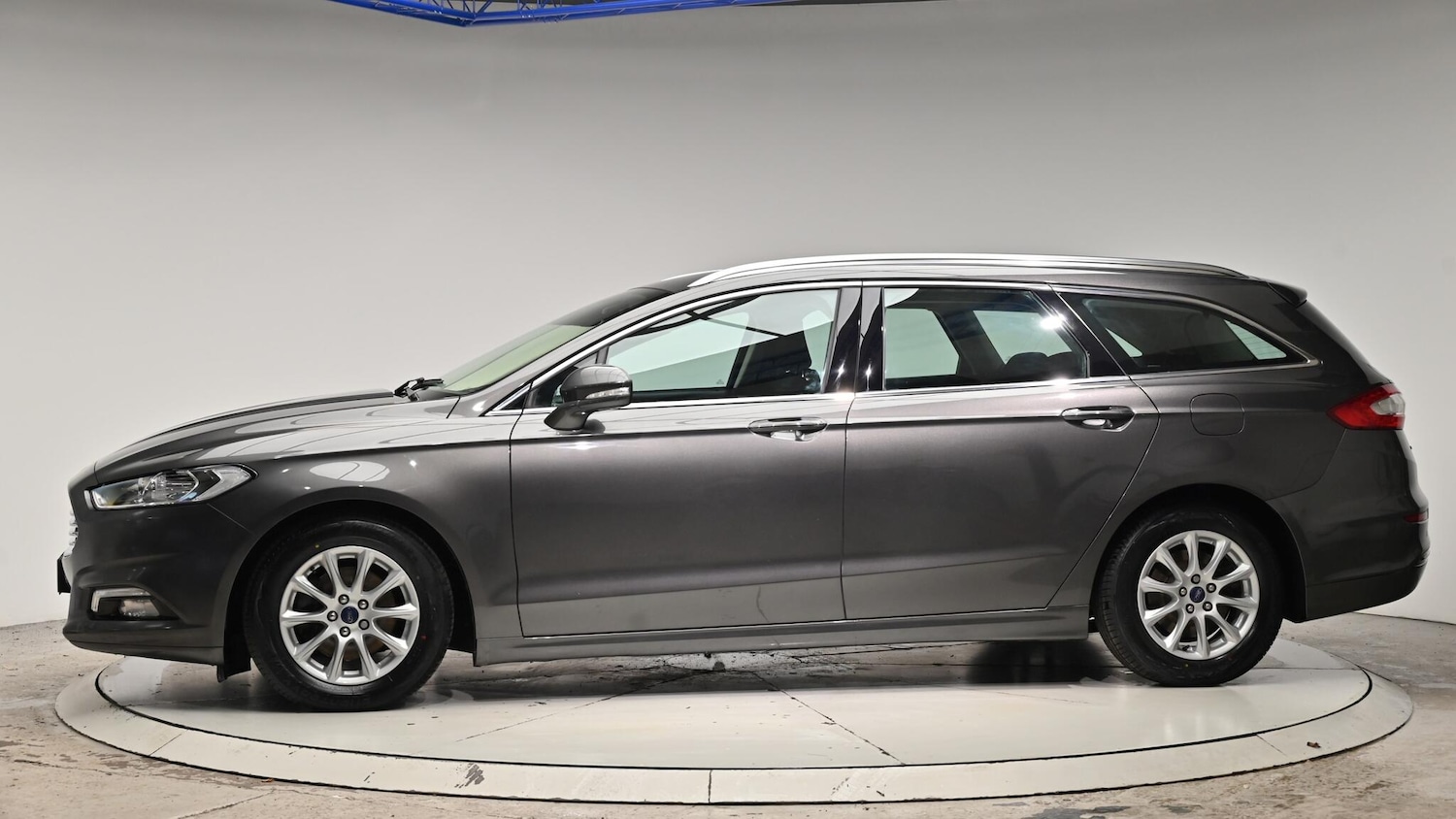 Used Ford Mondeo 2017 for sale - 76976503: Photo 19