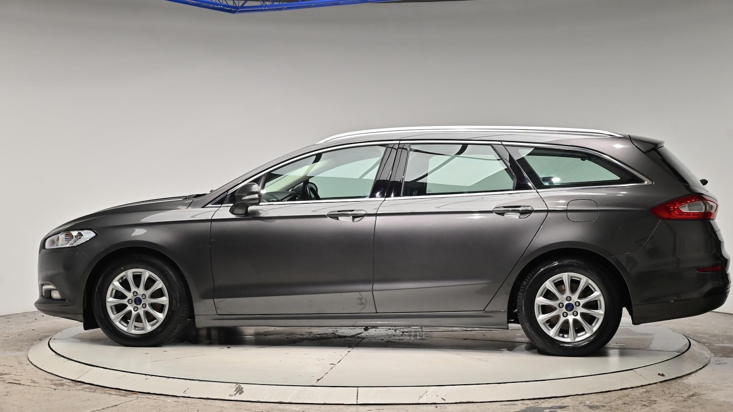 Used Ford Mondeo 2017 for sale - 76976503: Photo 21