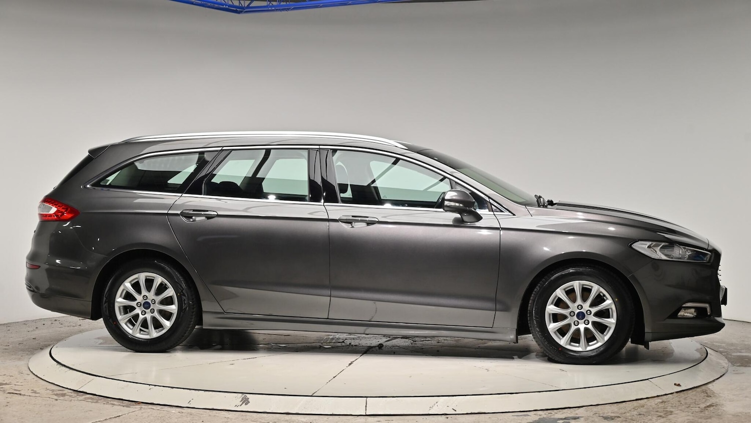 Used Ford Mondeo 2017 for sale - 76976503: Photo 39