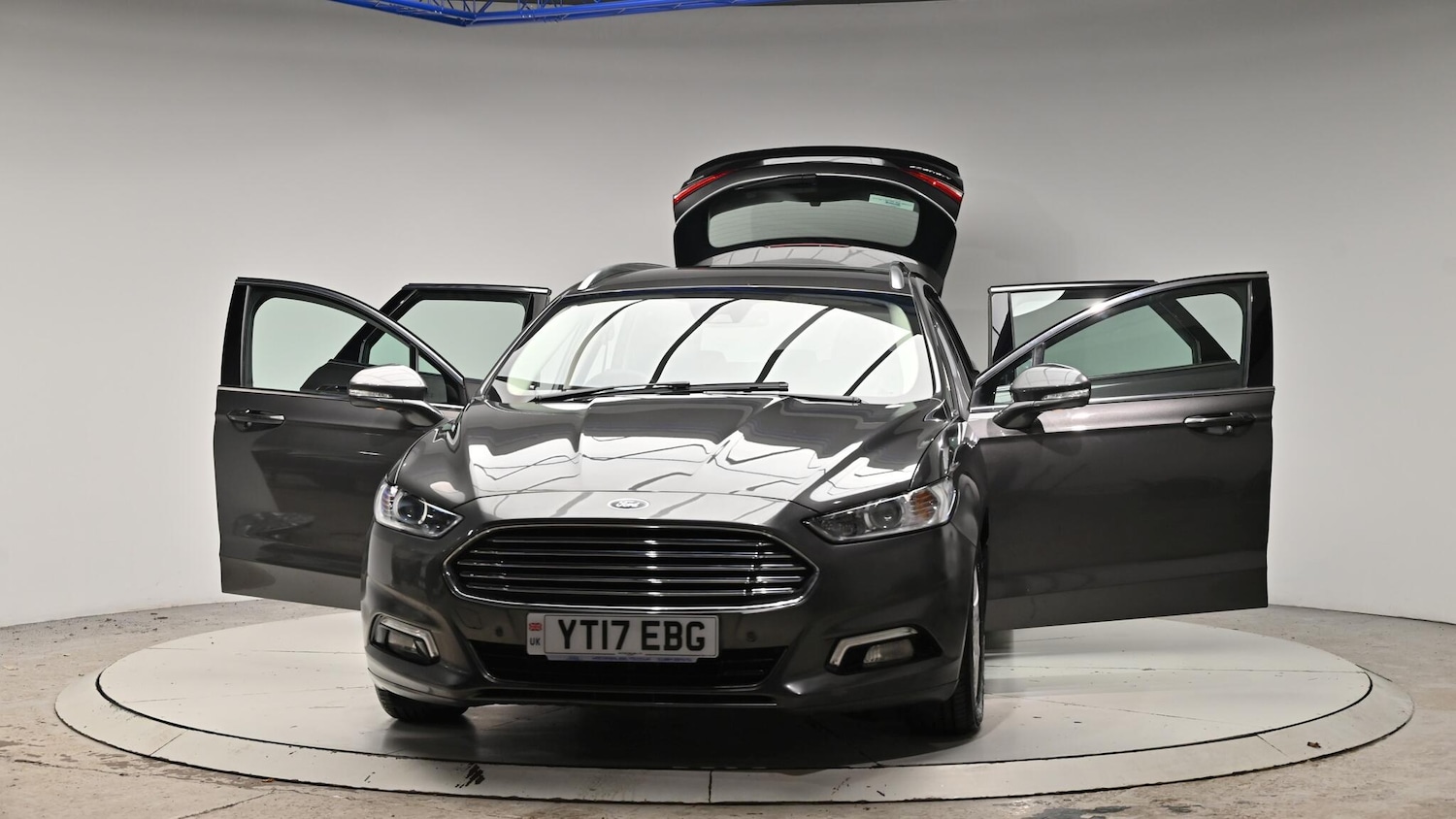 Used Ford Mondeo 2017 for sale - 76976503: Photo 48