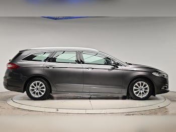 Used Ford Mondeo 2017 for sale - 76976503: Photo