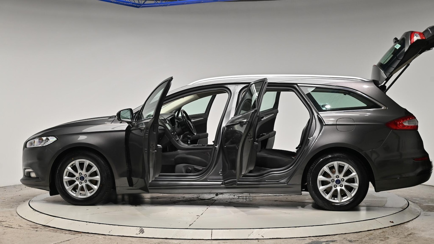 Used Ford Mondeo 2017 for sale - 76976503: Photo 57