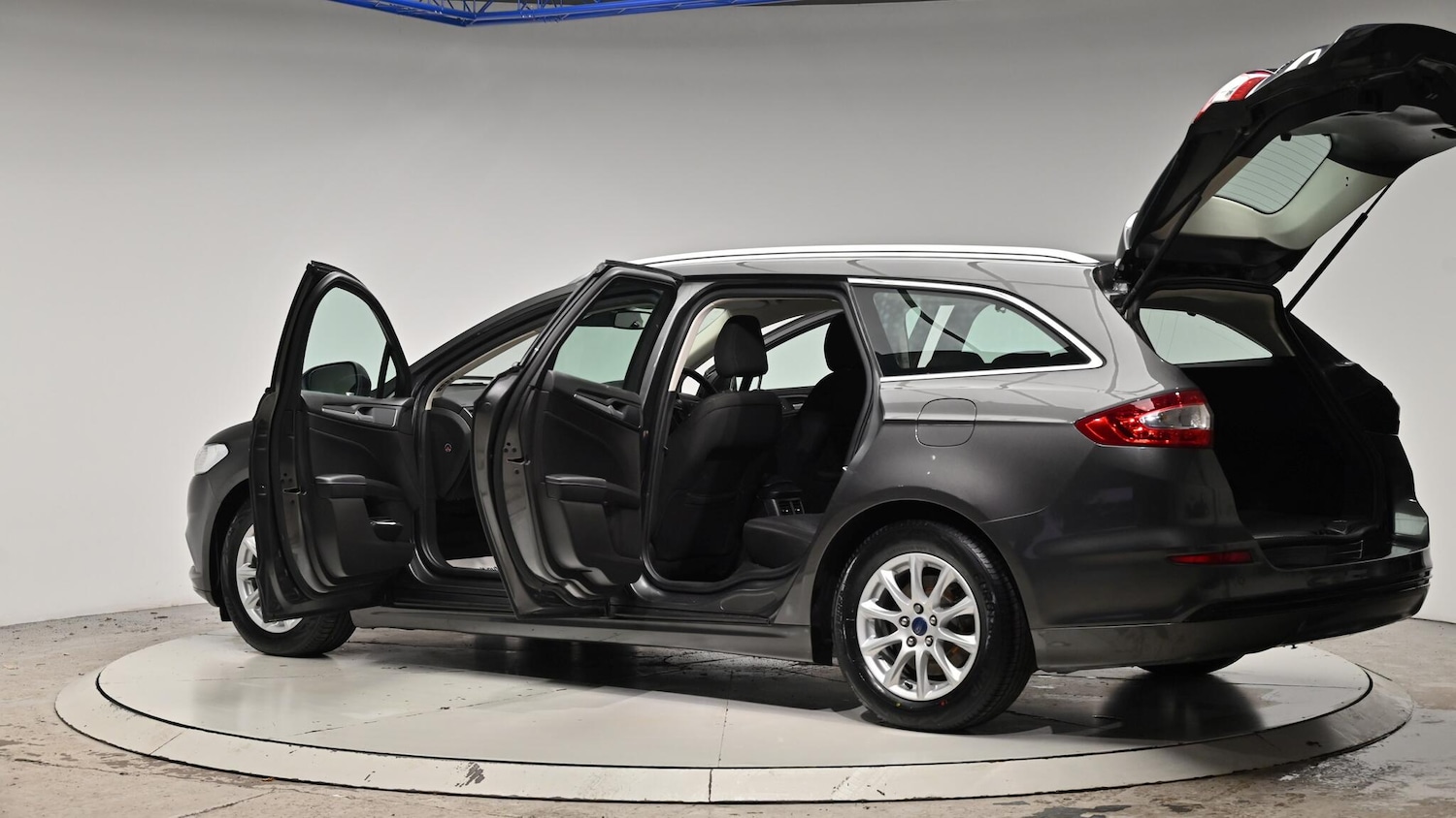 Used Ford Mondeo 2017 for sale - 76976503: Photo 60